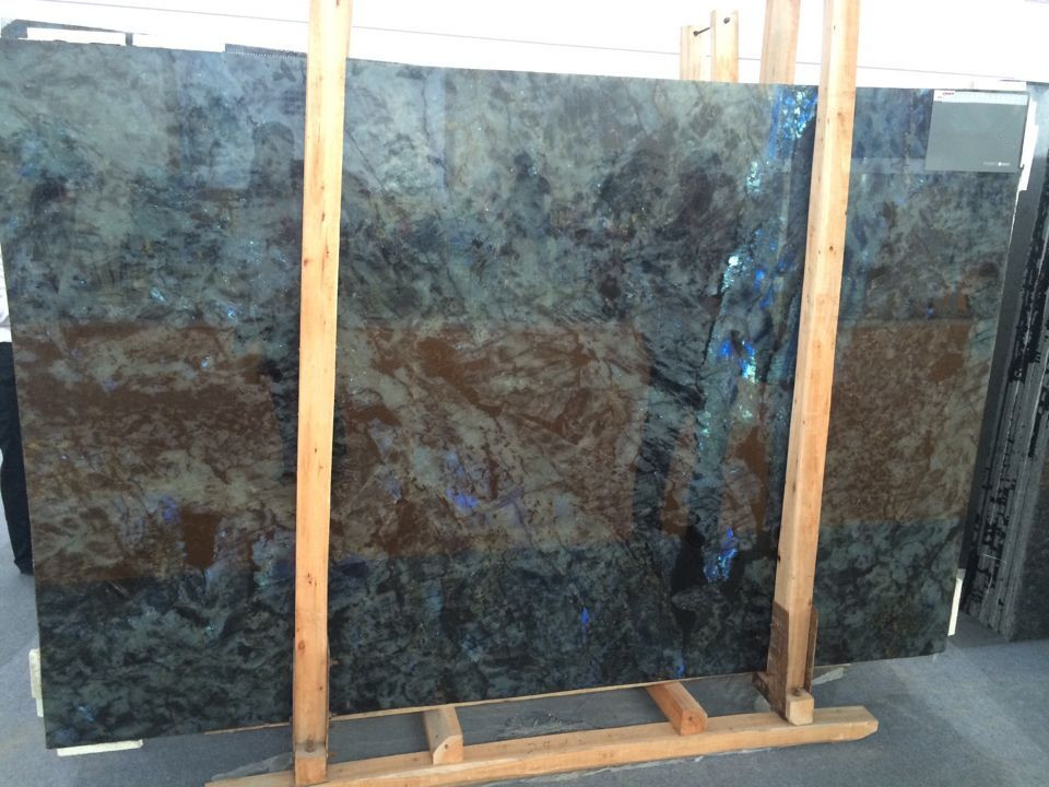 Labradorite (11).jpg
