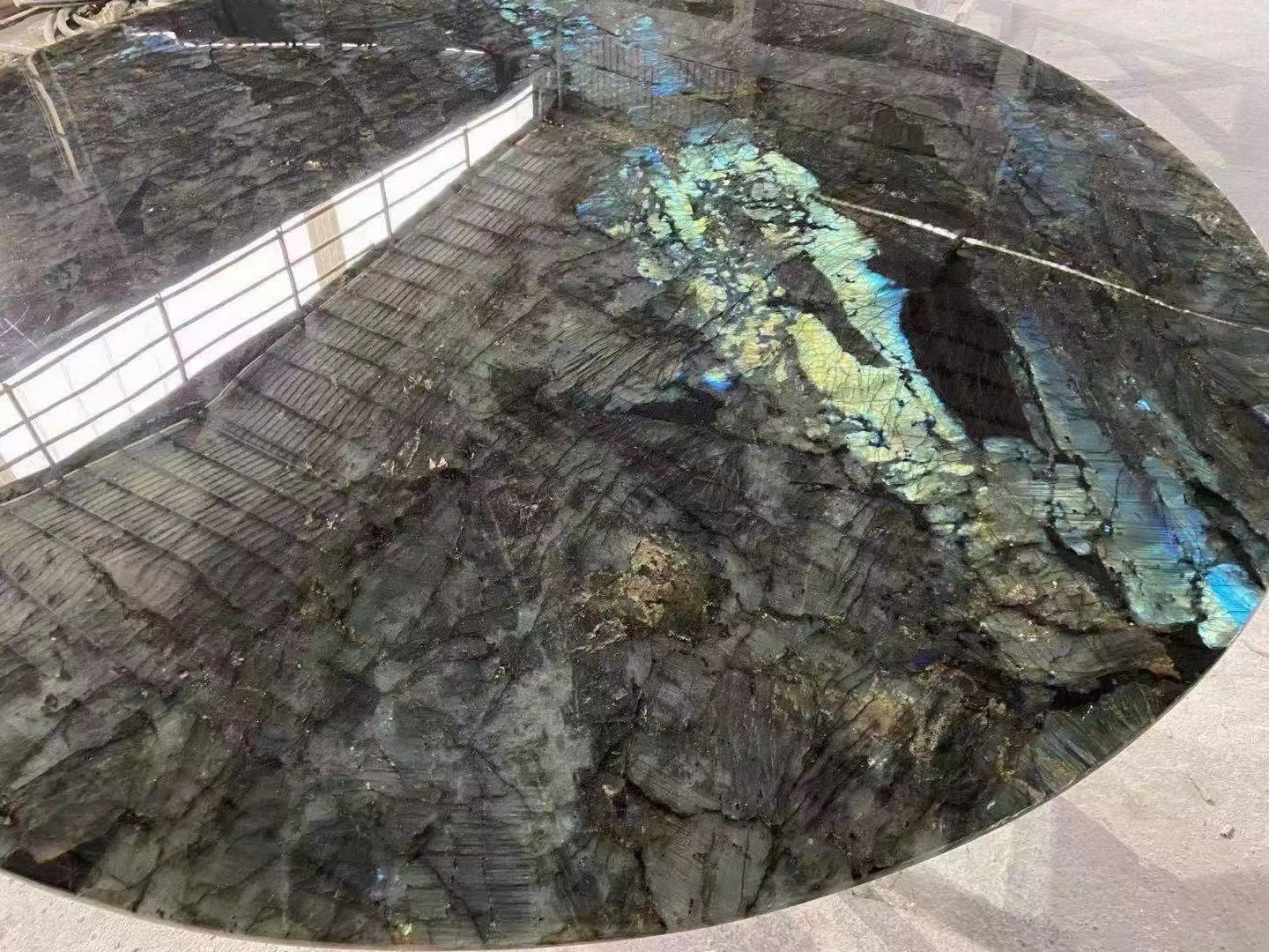 Labradorite (14).jpg