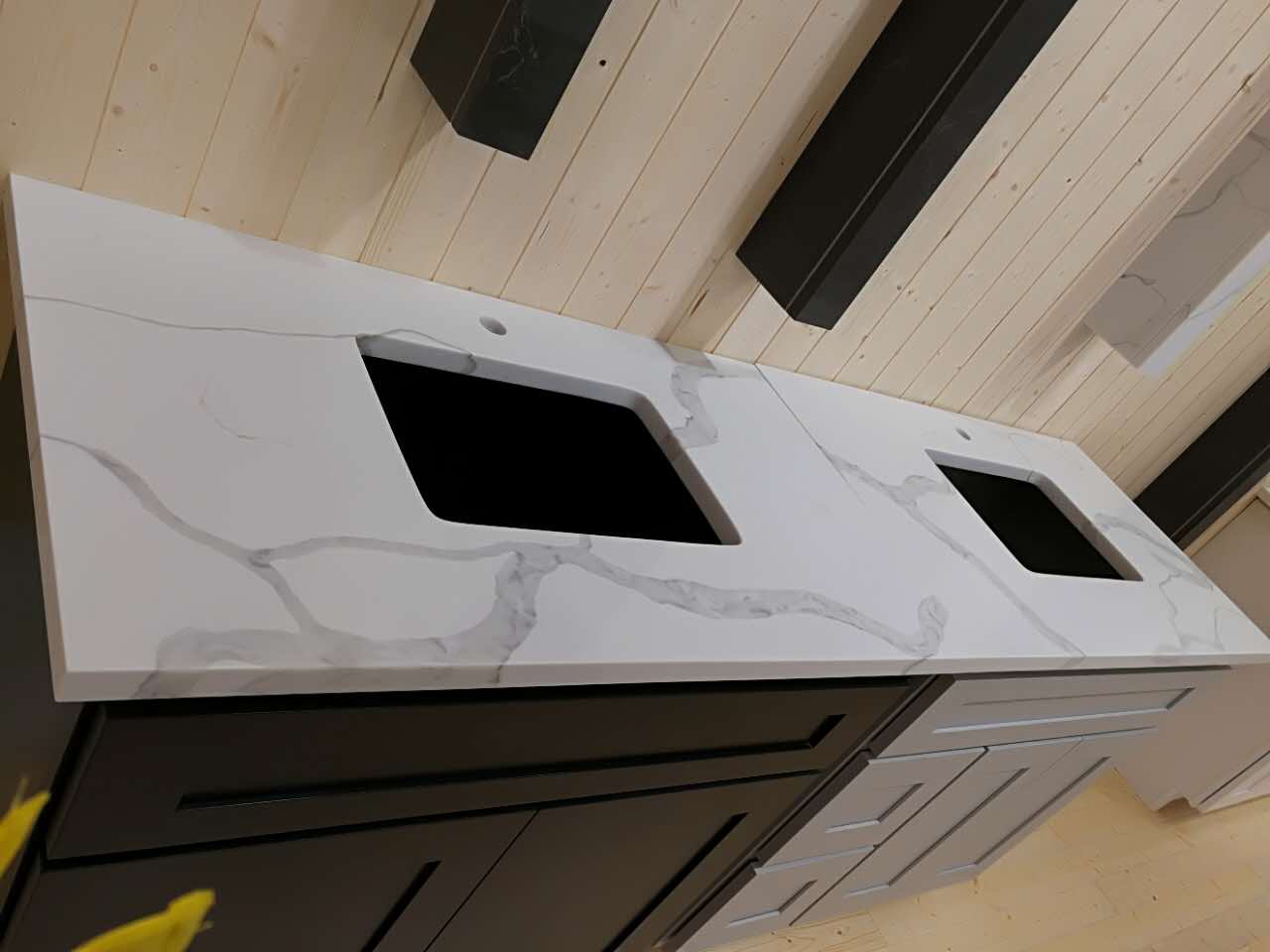 quartz bench top.jpg